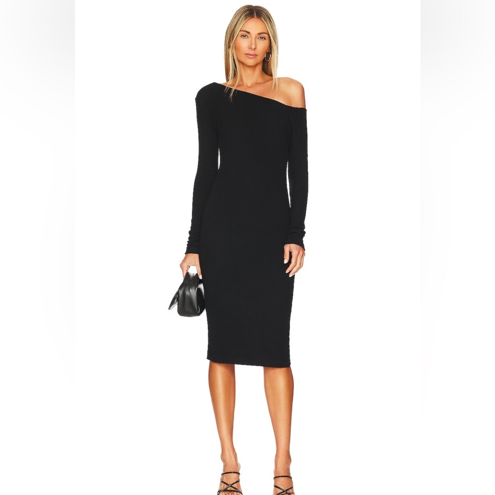 Revolve Enza Costa Sweater Slouch Shoulder Dress xs never worn original $295
